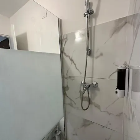 Apartamento Calle De Le Pazienze