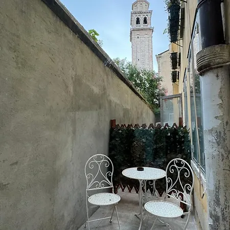 Apartamento Calle De Le Pazienze *