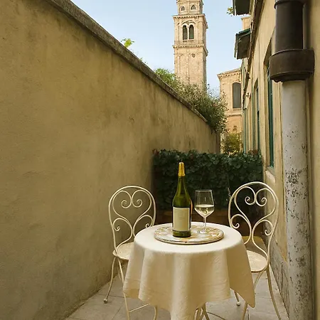 Apartmán Calle De Le Pazienze