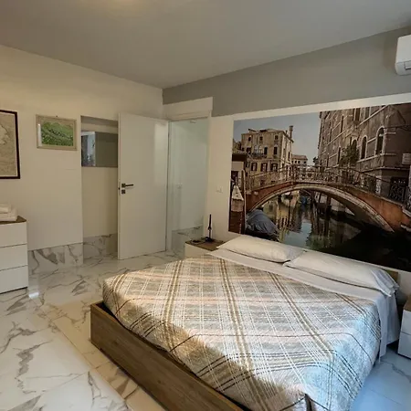 Calle De Le Pazienze Apartment Venice