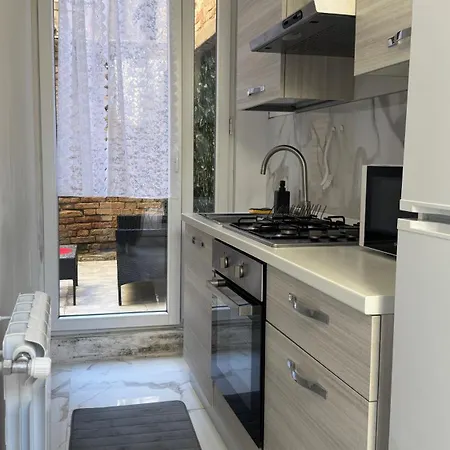 Apartment Calle De Le Pazienze Venice